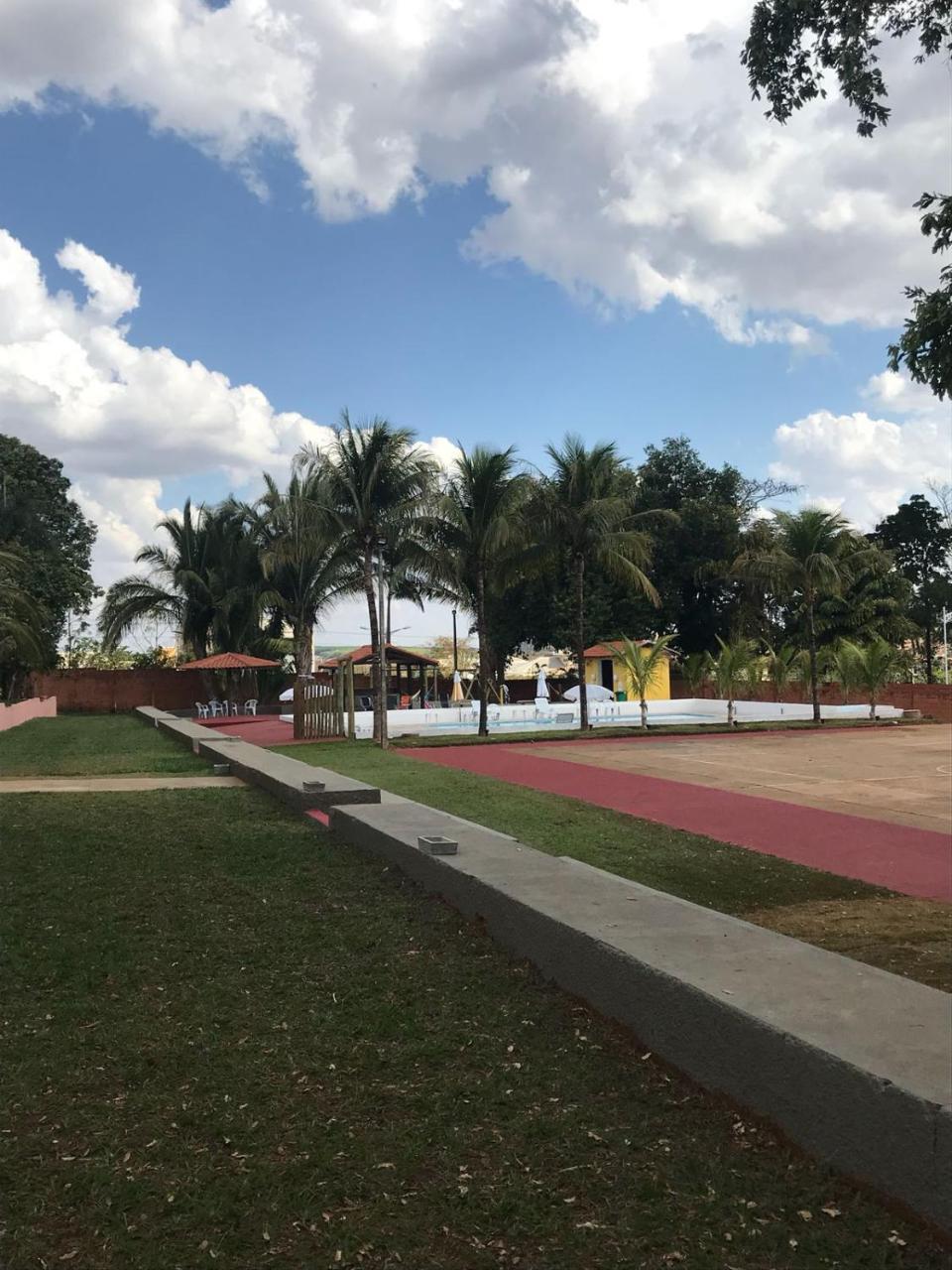 Villa Das Flores Olímpia Екстериор снимка